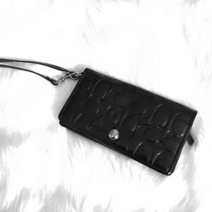 Coach wallet patent leather
